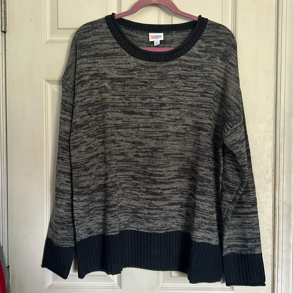 LuLaRoe Sweaters - NWT Lularoe grey/black Harper long sleeve crewneck sweater size XL
